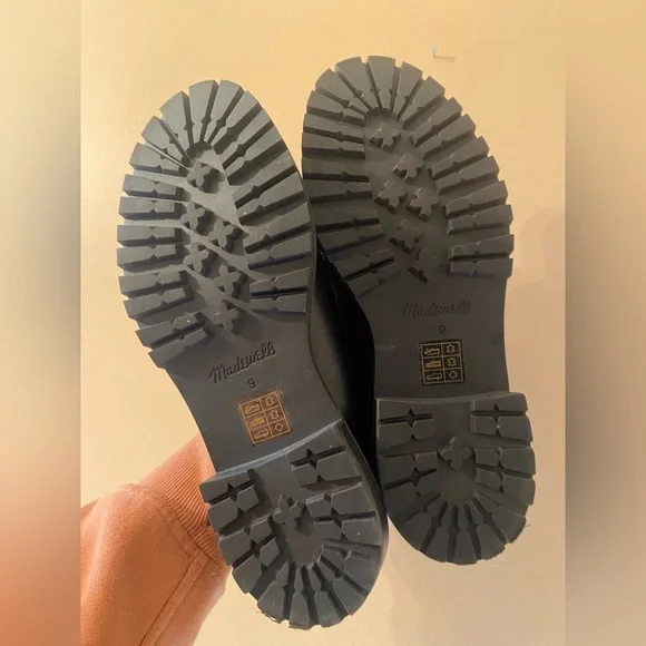 Madewell Black Leather Loafers - Picture 5 of 8